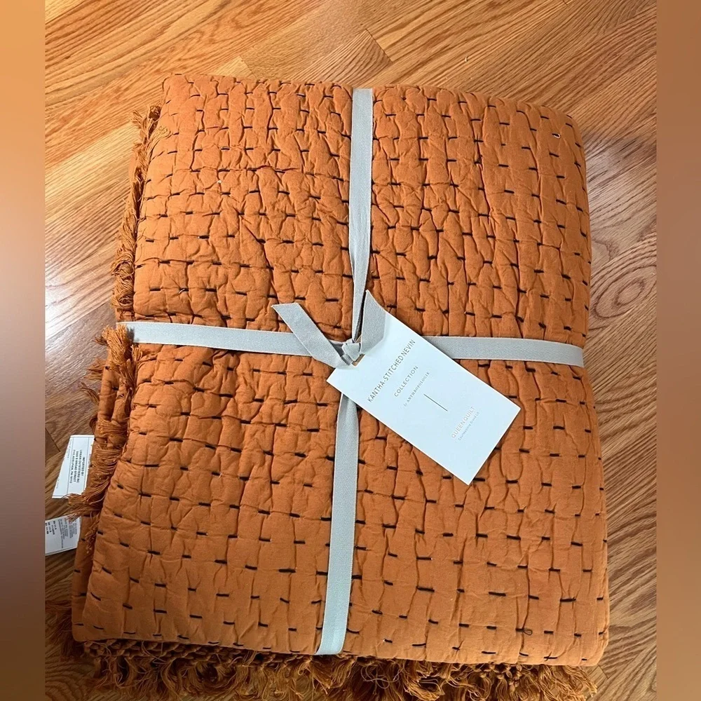 Anthropologie Kantha-Stitched Nevin Quilt Size Queen NWT